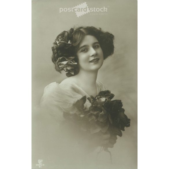 Romantic postcard. Photo sheet. (2791048)