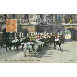   1949 – Royal horse guards, changing guard. Whitehall. London. Colored photo sheet, postcard. (2791174)