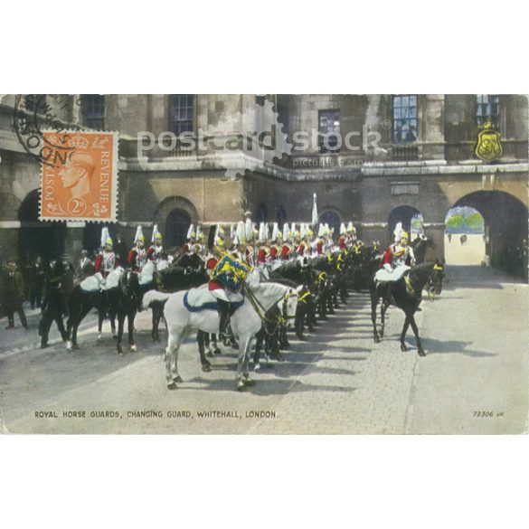 1949 – Royal horse guards, changing guard. Whitehall. London. Colored photo sheet, postcard. (2791174)