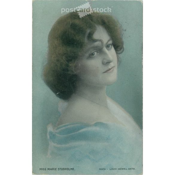 1905 – Miss Marie Studholme actress. Colored photo sheet, postcard. (2791187)