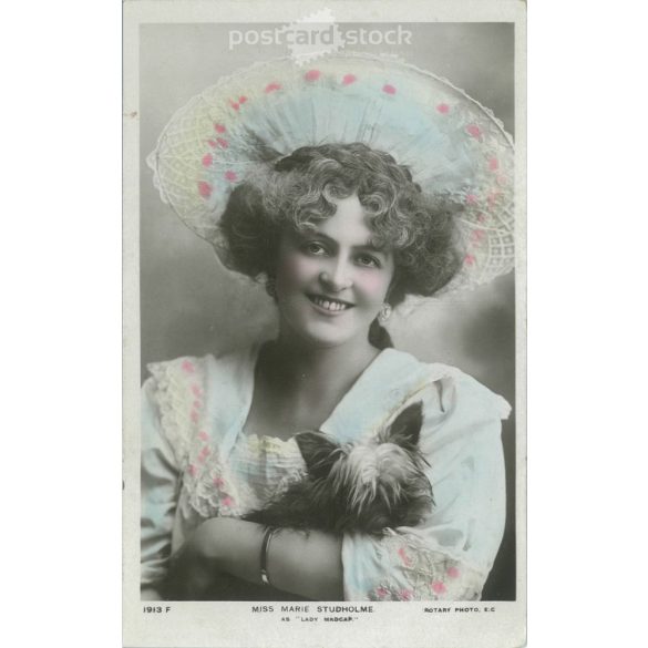 1905 – Miss Marie Studholme actress. Colored photo sheet, postcard. (2791191)