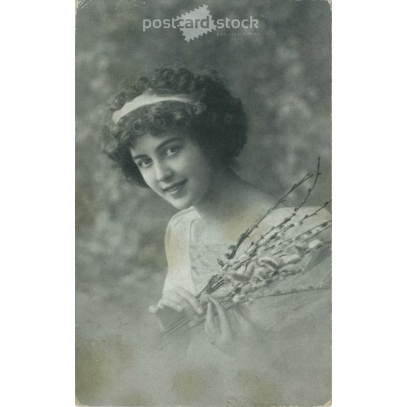 Romantic postcard, photo sheet. (2791195)