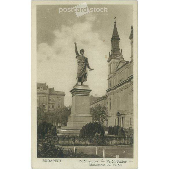 Budapest. Petőfi statue. Photo sheet, postcard. (2791312)