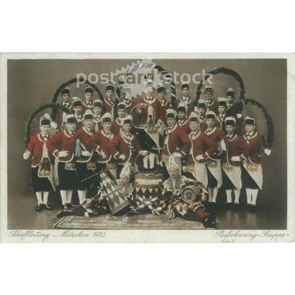 1935 – Munich. Fringed group. Colored photo sheet, postcard. (2791360)