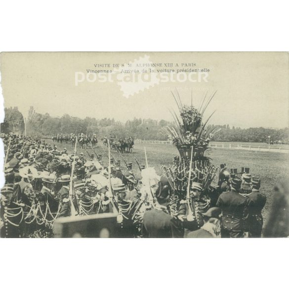 1904 – PParis. Visit of  Alphonse the 13th. Military inspection in Vincennes with the presidential carriage. Photo sheet, postcard. (2791502)