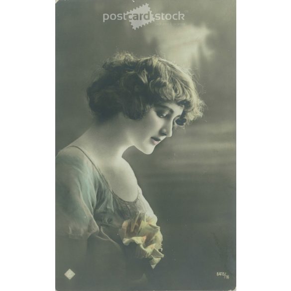 Romantic postcard. Colored photo sheet. (2791683)