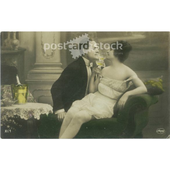 Romantic postcard. Colored photo sheet. (2791714)