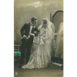 1906 – Romantic postcard. Colored photo sheet. (2791718)