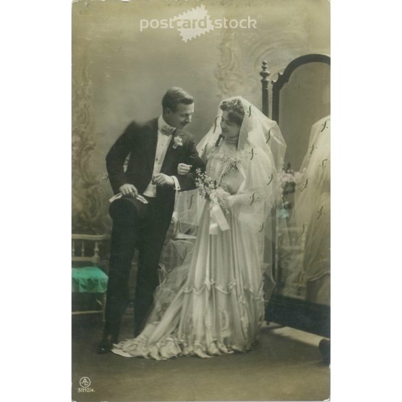 1906 – Romantic postcard. Colored photo sheet. (2791718)