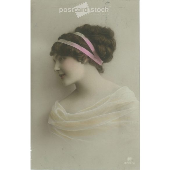 1912 – Romantic postcard. Colored photo sheet. (2791722)