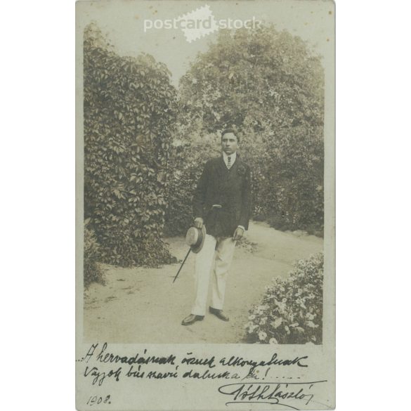 1908 – Young man with hat and walking stick. Black and white photo sheet, postcard. (2791748)