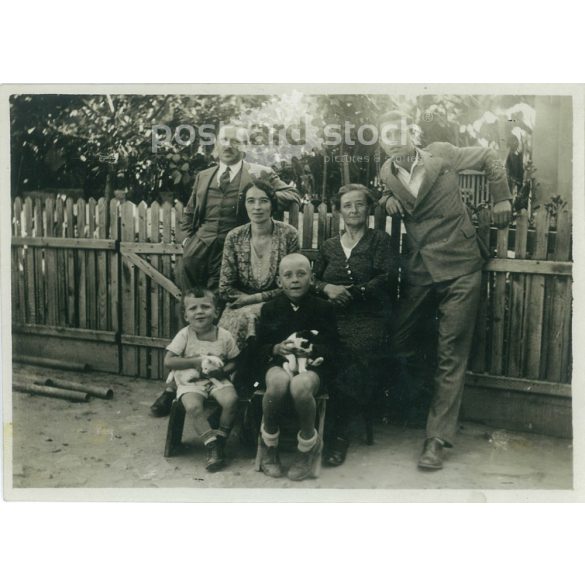 1933 – Family photo. (2791793)