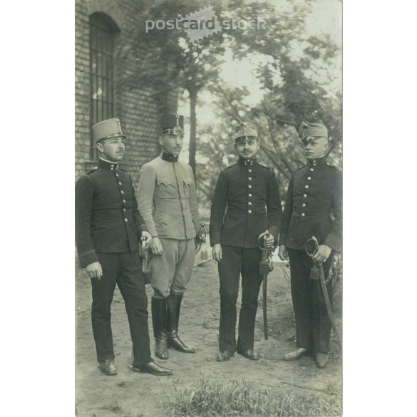 K.u.K. military officers, group photo at their station. Postcard, photo sheet. (2791893)