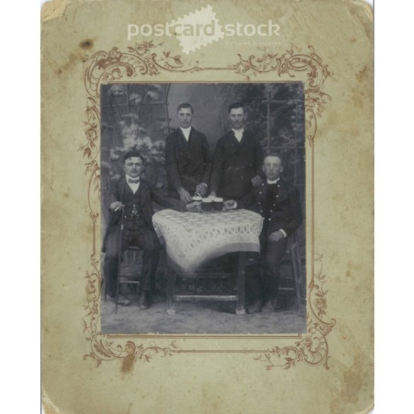 Full-length group portrait of talented young pub men. It was made by István Diamant’s photography studio. Cabinet photo / hardback photo. (2791897)