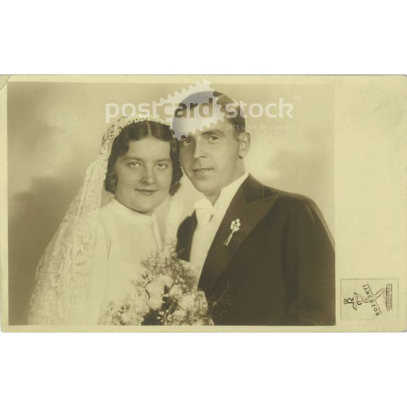 Wedding photo, postcard, photo sheet made in Rozgonyi, Budapest photo studio. 1930s. (2791965)