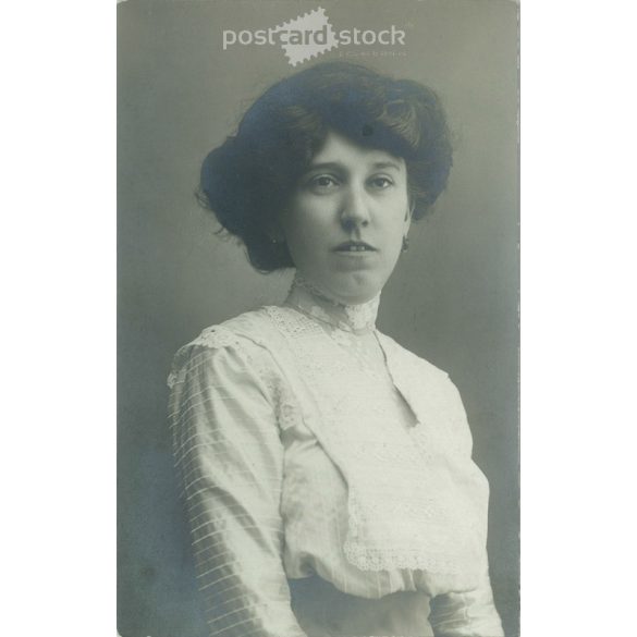 Studio portrait of young woman. 1930s. Original paper image. Postcard, photo sheet. (2791971)