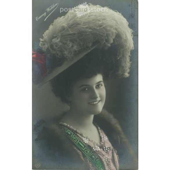 1908 – German silent film actress Emmy Wehlen. Hat fashion. Colored photo sheet, postcard. (2792047)