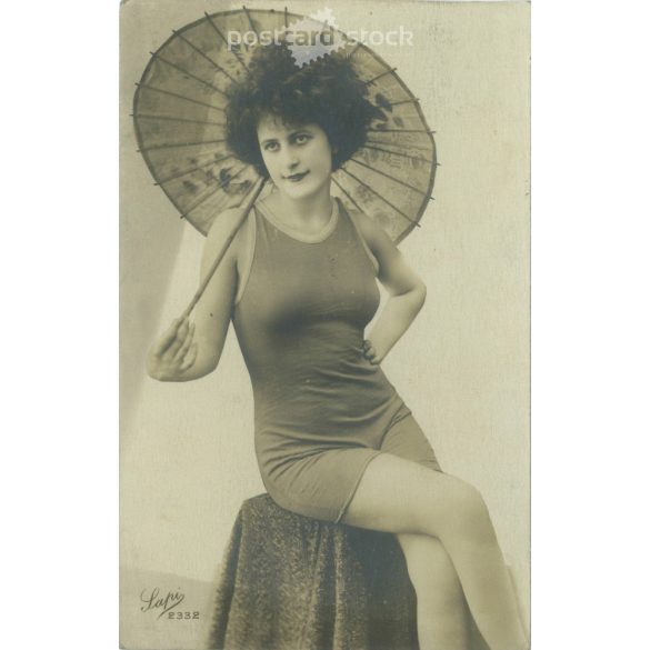 1928 – Full-length photo of a young woman from Siófok, in a contemporary, elegant bathing suit with a parasol. Original paper image. Postcard, photo sheet. (2792050)