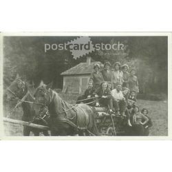   1959 – Girls on a wooden cart, somewhere near Miskolc. Fun group photo. Original paper image. (2792171)