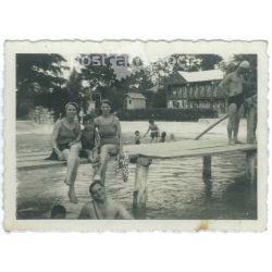   1920s. Bathers on the pier. Original paper image. Its maker is unknown. (2792228)