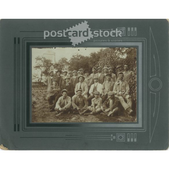 1910s. Group photo of workers outdoors. Its maker is unknown. Original, cashiered paper image. (2792260)