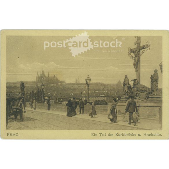 Charles Bridge in Prague. Old postcard, photo sheet. (2792364)