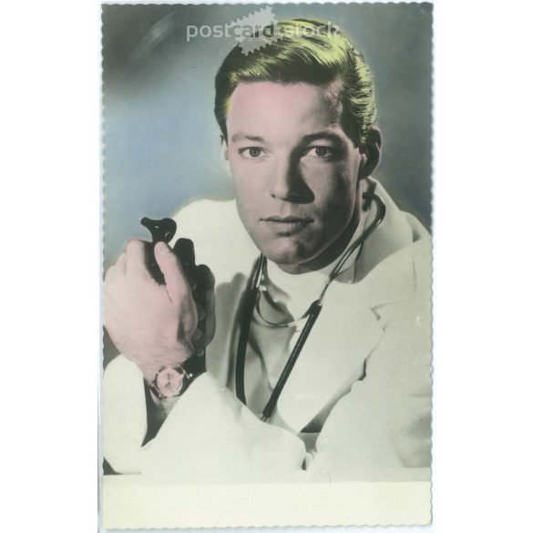 Ricard Chamberlain is an American actor and singer. Original paper image. Old photo. Colored photo sheet, old postcard. (2792625)