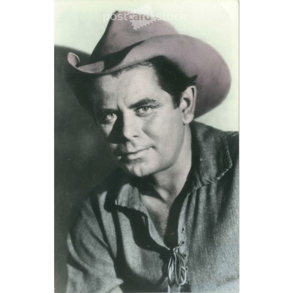 Glenn Ford is an American film and television actor and radio host. Original paper image. Old photo. Colored photo sheet, old postcard. (2792634)