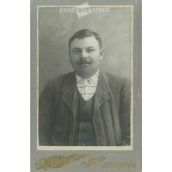   The work of Illés Plohn’s photography studio. Hódmezővásárhely. Late 1800s. Studio photo of a young farmer. Old photo, business card, CDV photo. (2792670)