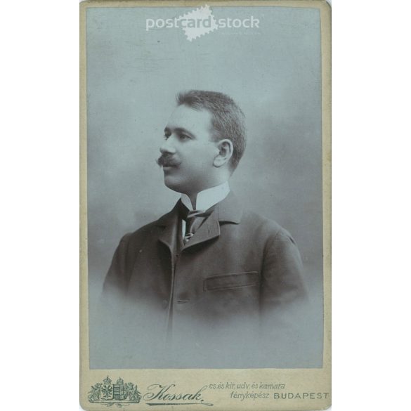 1906. Studio photo of a young man. The person in the picture is unknown. The work of the photography studio of József Kossak. Budapest. Old photo, business card, CDV photo. (2792704)