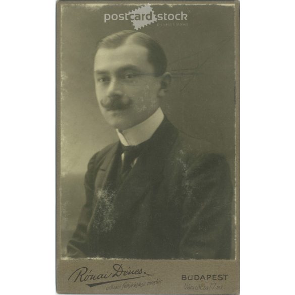 1912. Studio photo of a young man. The person in the picture is unknown. The work of Dénes Rónai’s photography studio. Budapest. Old photo, business card, CDV photo. (2792706)