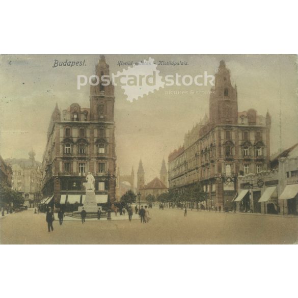 1911 – Clotild Palaces. Budapest. Original paper image. Old photo. Black and white photo sheet, old postcard. (2792716)