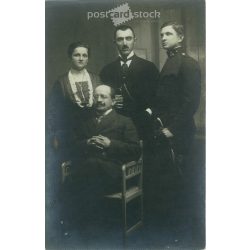   Circa 1910. Family, full-length, studio recording. The persons in the picture are unknown. Produced by János Gábor photography studio. Debrecen. Gelatin silver. Original paper image. Old photo. Black and white photo sheet, old postcard. (27925739)