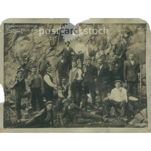 1920s. „Tarmat” upper mine in Northern Hungary. The identity of the people in the picture and the creator of the picture are unknown. Original paper image. Black and white old photo. (2792772)